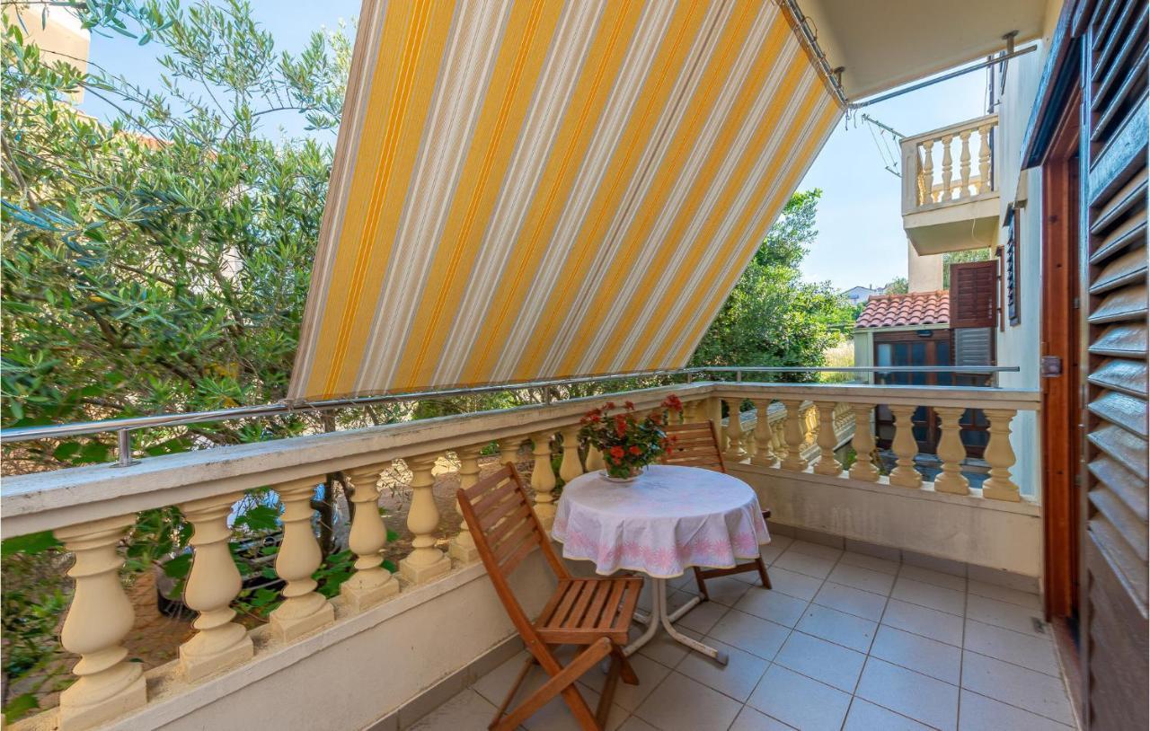 Stunning Apartment In Zadar With Wifi 外观 照片